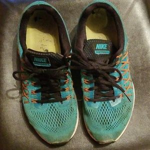 Teal nike